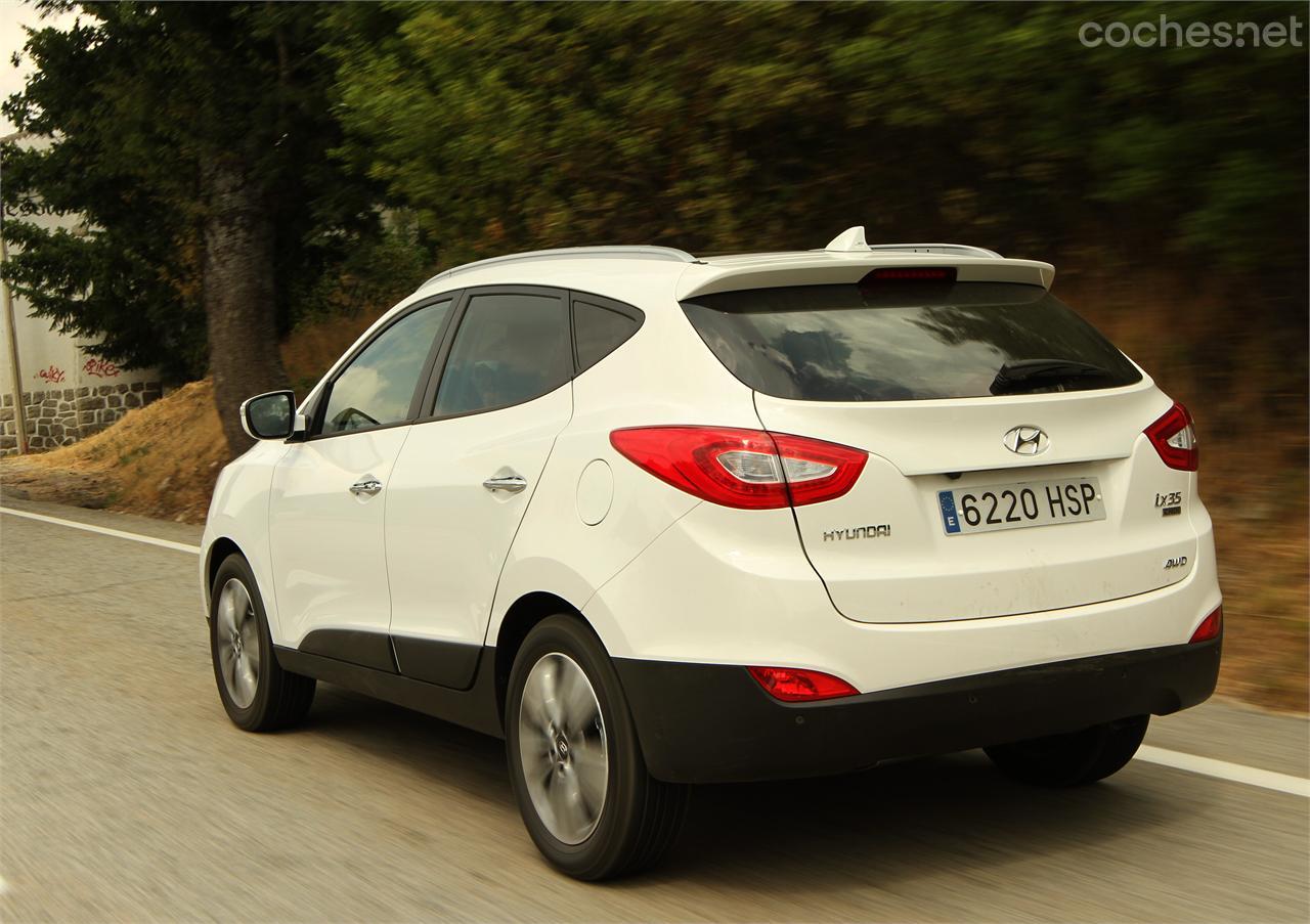 El nuevo Hyundai ix35 no disimula su gusto por el asfalto.