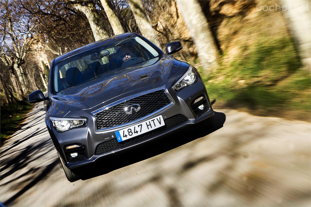 El frontal del Q50 muestra la nueva imagen que tendrán a partir de ahora los Infiniti que lleguen a nuestro mercado. 