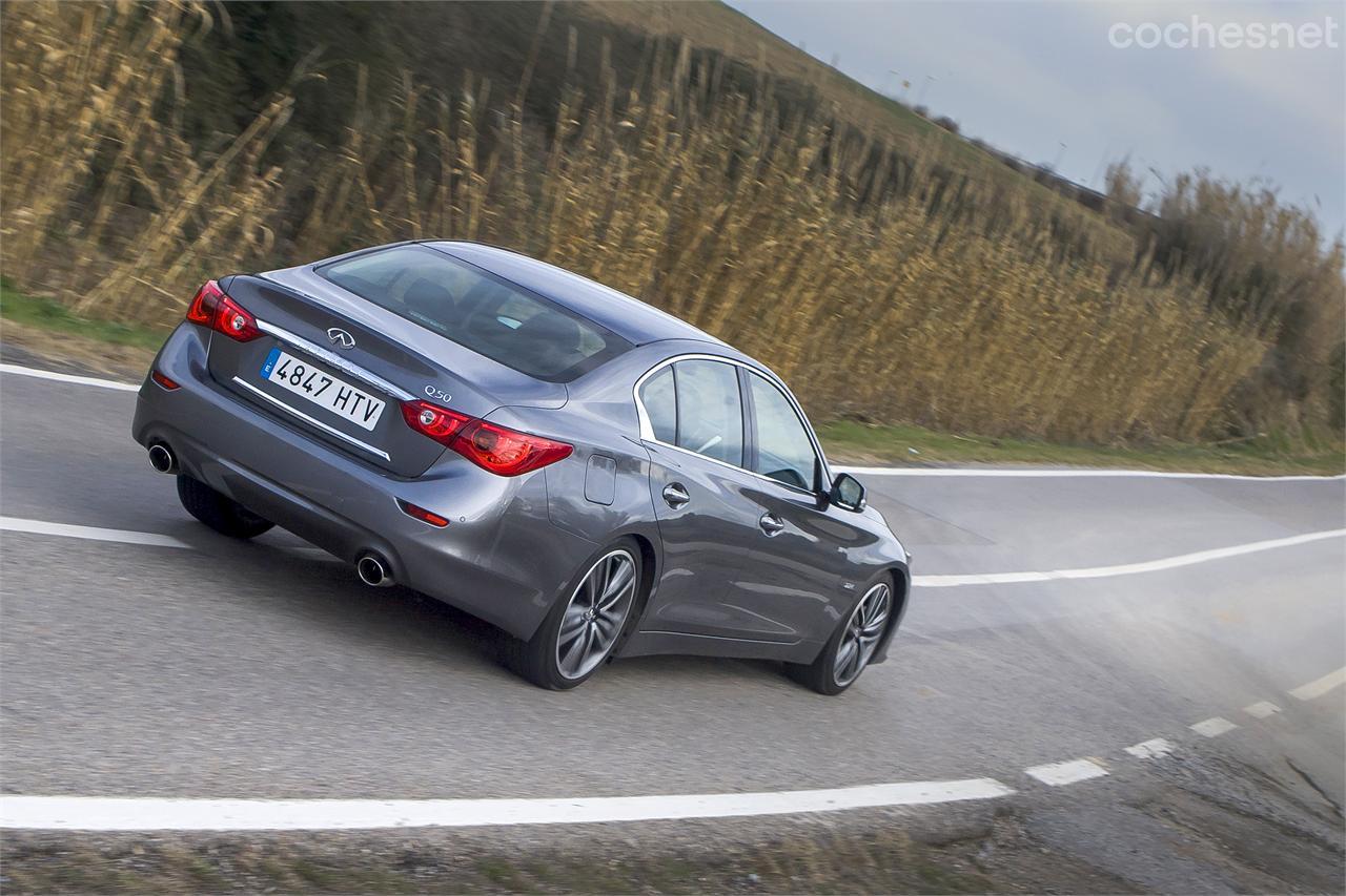 El Infiniti Q50 demuestra ser un coche pensado para un público europeo. Su carrocería y cadena cinemática se han diseñado según las características de nuestro mercado