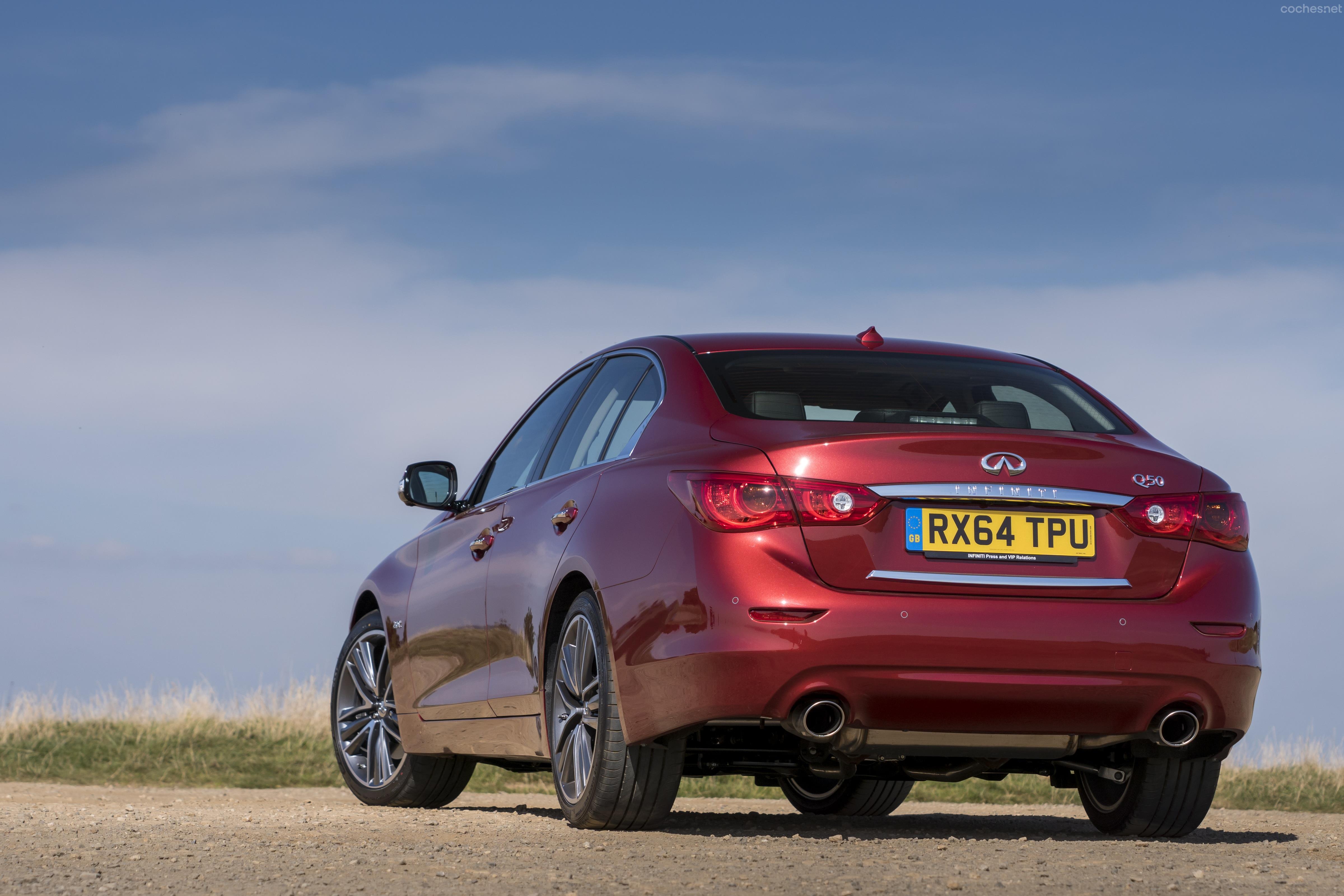 No hay cambios estéticos en el Q50. La buena aceptación que tiene este modelo viene en parte provocada por su elegante línea. 