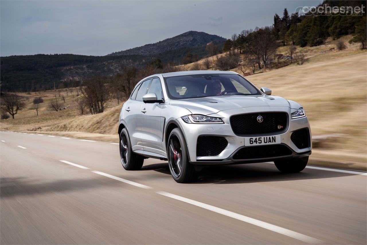 El F-Pace SVR es el SUV más deportivo de Jaguar. Desarrollado por el departamento SVO está animado por un motor V8 de 550 CV.