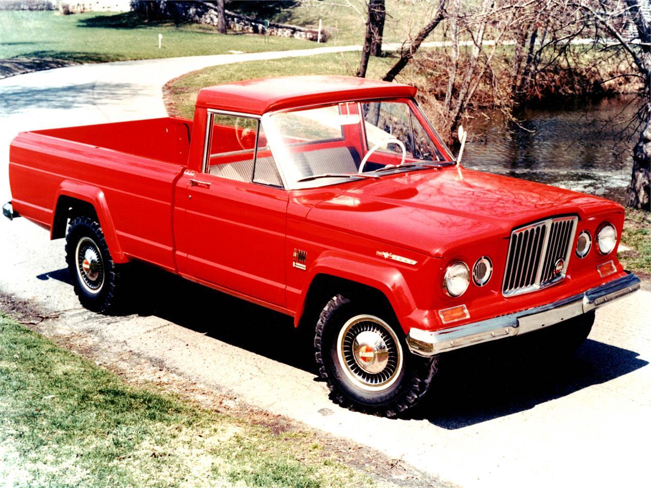 El Gladiator de 1962 fue el primer pick que Jeep comercializó, un modelo que pasó a llamarse J2000 y J4000 para luego ser el J-10 y el J-20.