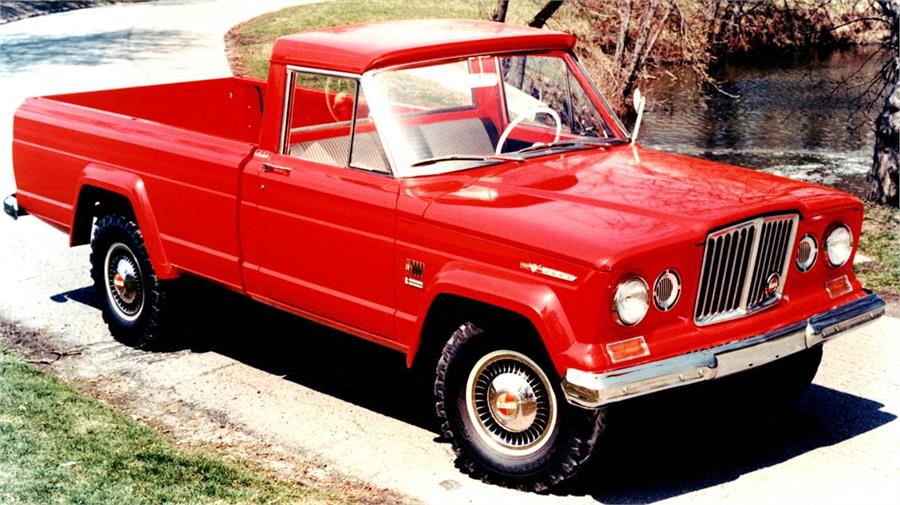 El Gladiator de 1962 fue el primer pick que Jeep comercializó, un modelo que pasó a llamarse J2000 y J4000 para luego ser el J-10 y el J-20.