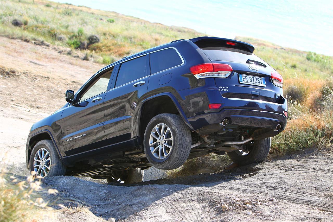 Las aptitudes off-road de este modelo son de las mejores del segmento de los SUV de lujo.