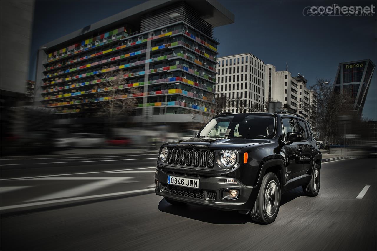 El Jeep Renegade Night Eagle II está disponible en versiones 4x2 y 4x4.