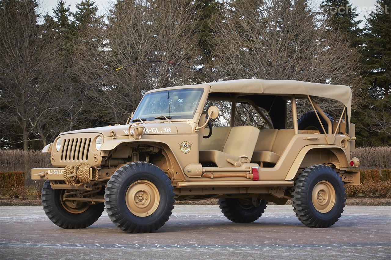 El Jeep Staff Car está a medio camino entre un Willys MB y un Dodge 3/4 WC-57 Command Car.