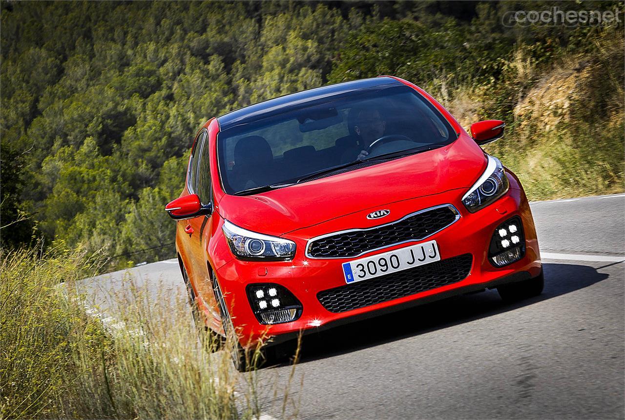 El Kia cee'd GT Line viene muy bien equipado dentro este nivel de precios. Además, apenas hay opciones que encarezcan el coste final.