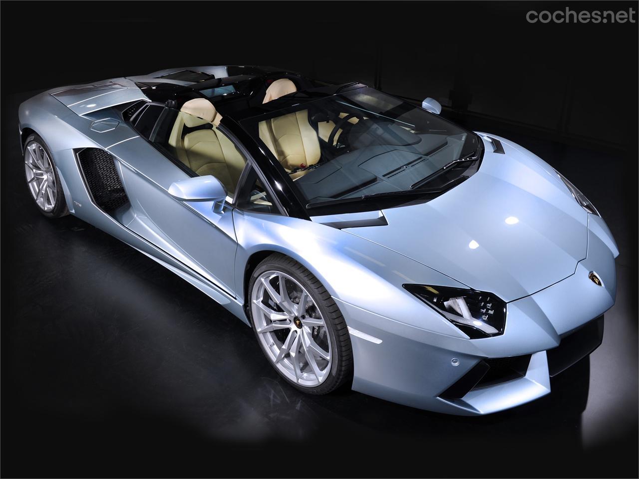 Lamborghini Aventador LP 700-4 Roadster