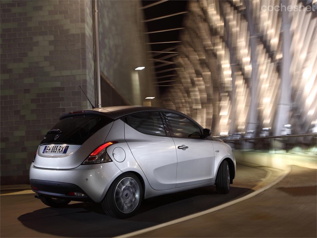 Probamos el Lancia Ypsilon: cinco puertas