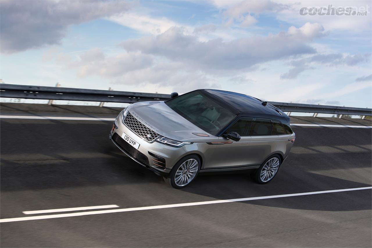 Land Rover no ha revelado las cotas exteriores del Velar, pero suponemos que medirá en torno a los 4,6 metros.