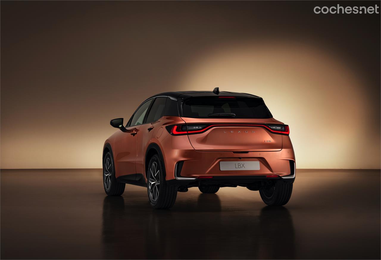 Nuevo Lexus LBX, es el primer crossover urbano de la marca.