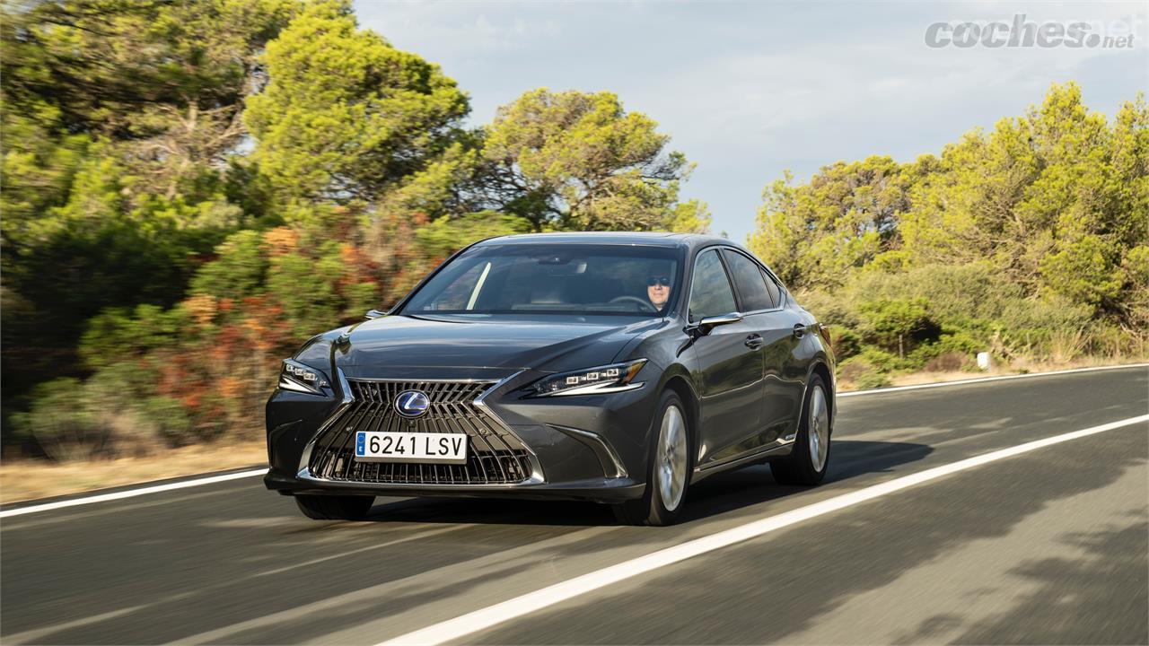 Opiniones de Lexus ES 2022: Un “cuasi-restyling”