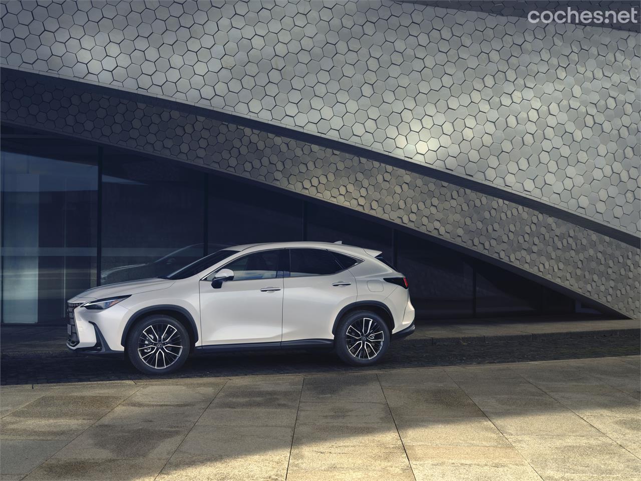 Lexus NX 2024