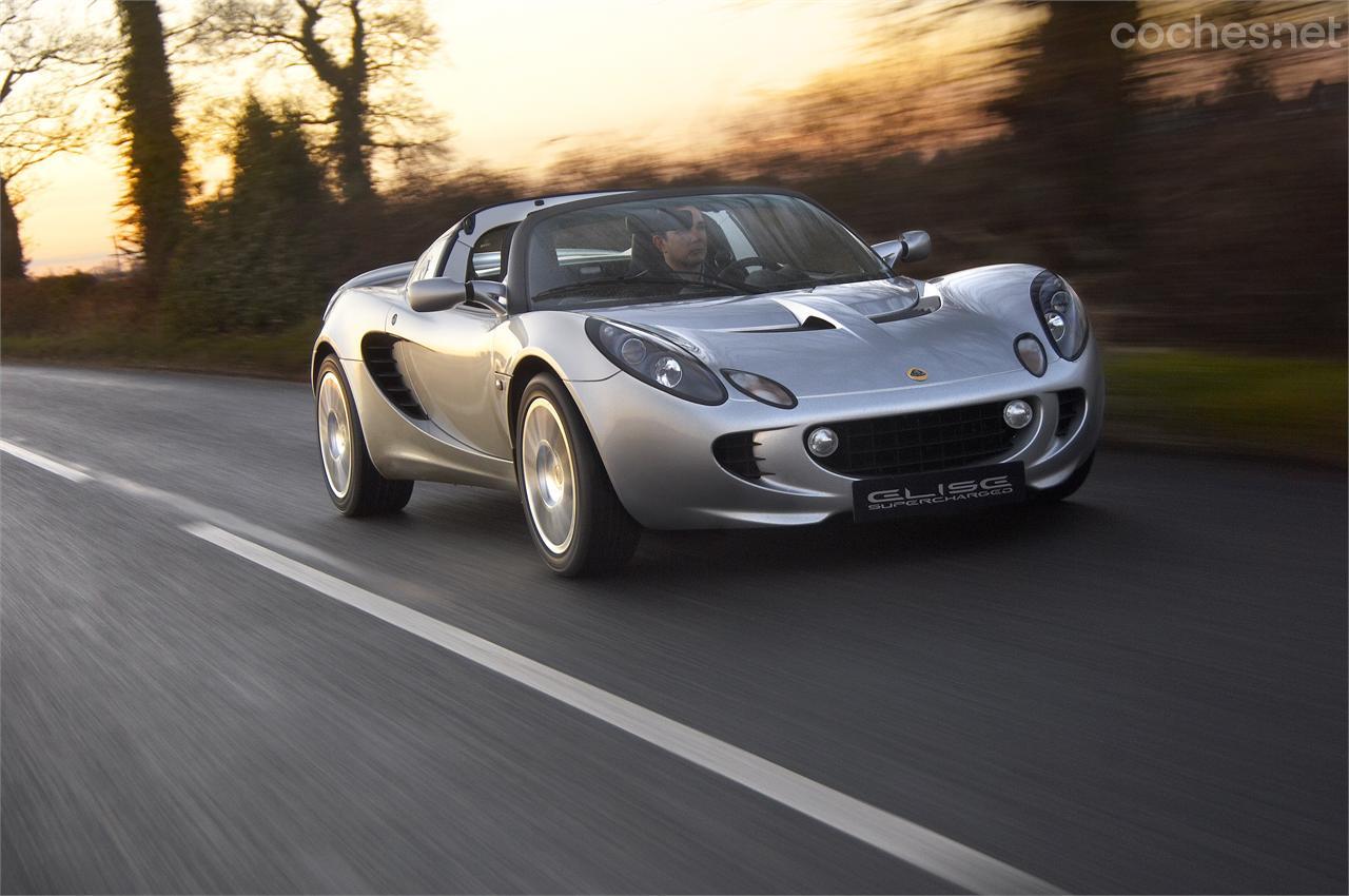 El Venom GT toma como base el Lotus Elise altamente modificado y está animado por un motor V8 Biturbo de 7 litros que rinde 1.261 CV.