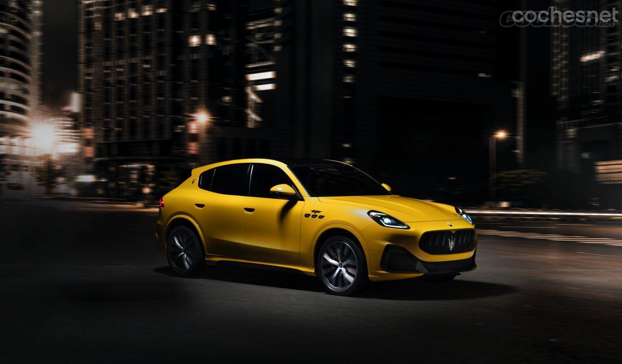 El Maserati Grecale Trofeo de lanzamiento es este amarillo con parrilla negra.