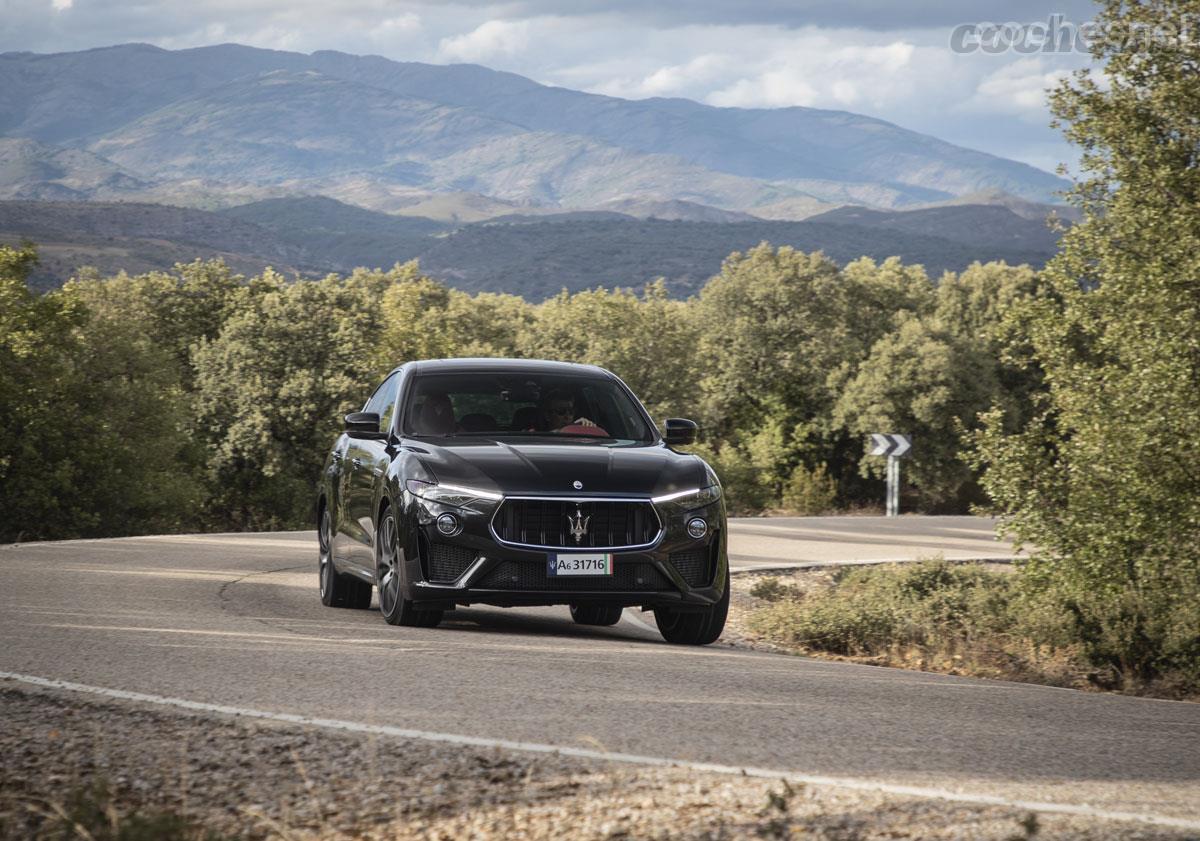 El dinamismo de estos SUV de más de dos toneladas es sorprendente.