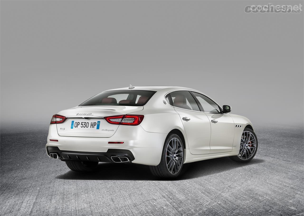 El Maserati Quattroporte 2016 mejora su equipamiento dcon un paquete opcional que incluye avanzados sistemas de asistencia a la conducción. 