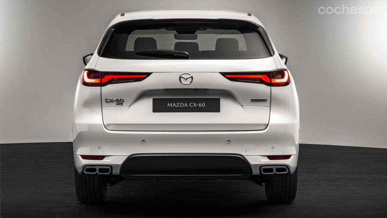 MAZDA BT50 - The rear has a sportier design with optics that follow in a certain way the design marked by other Mazda SUVs such as the CX-3 and CX-5.