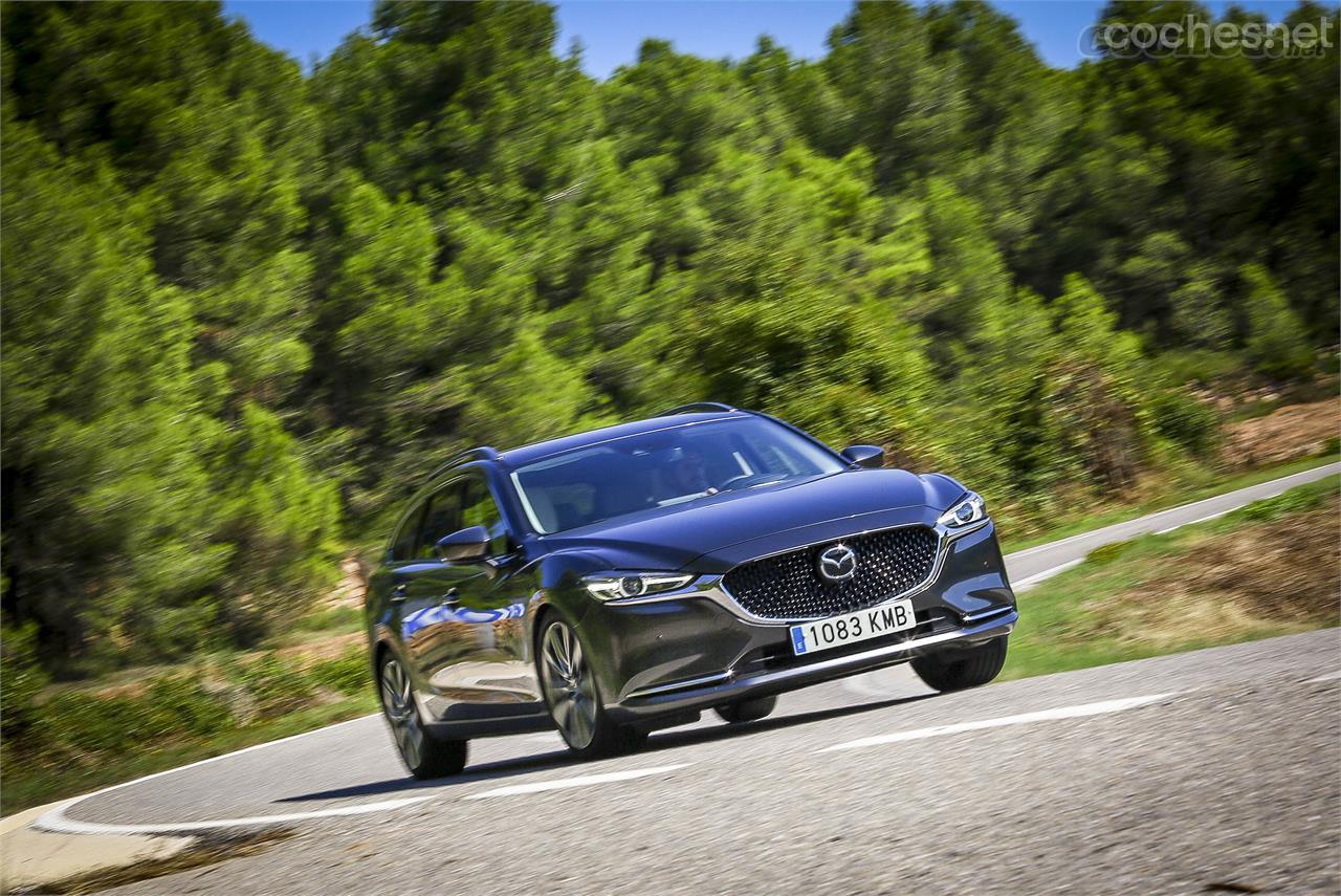 Mazda ha renovado al Mazda6 con un ligero lavado de cara, mejoras en el interior y en las mecánicas.