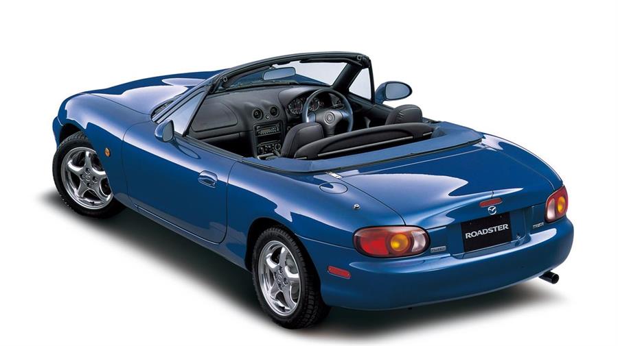 En Japón dejó de comercializarse como Eunos Roadster a partir del NB, pasando a ser Mazda Roadster.