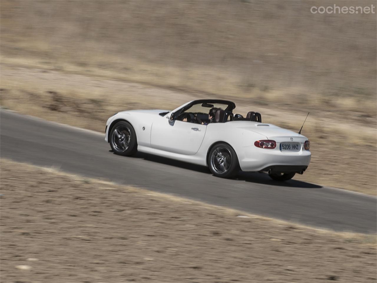 Mazda MX-5 Roadster Coupé 1.8 Sport-Tech