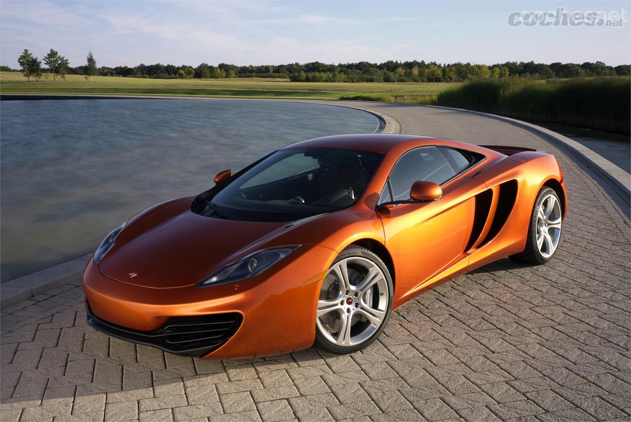 Después del F1, llegó el primer coche de calle de gran producción, el MP4-12C en 2010. Animado por un motor V8 biturbo producido por Ricardo.