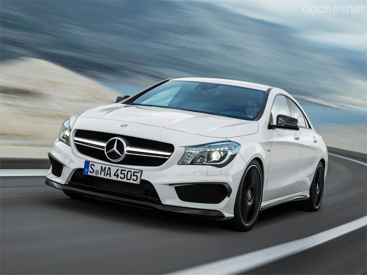 Vídeo: Mercedes-Benz CLA 45 AMG