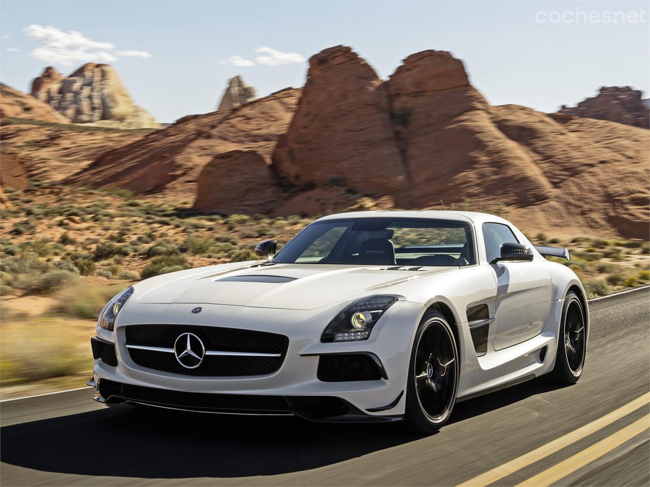 Mercedes SLS Black Series: Pensando en los circuitos