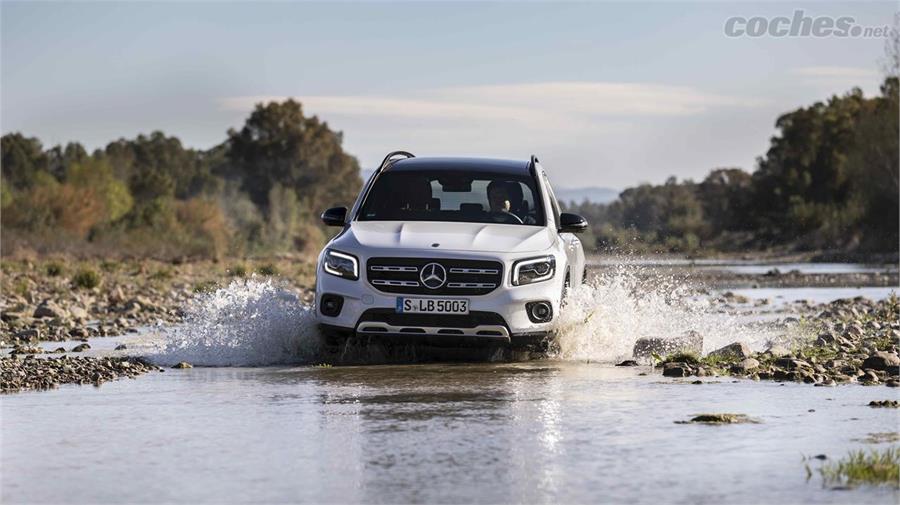 Mercedes-Benz ha creado un SUV muy equilibrado. Familiar, versátil y capaz en off-road y deportivo en su versión AMG.