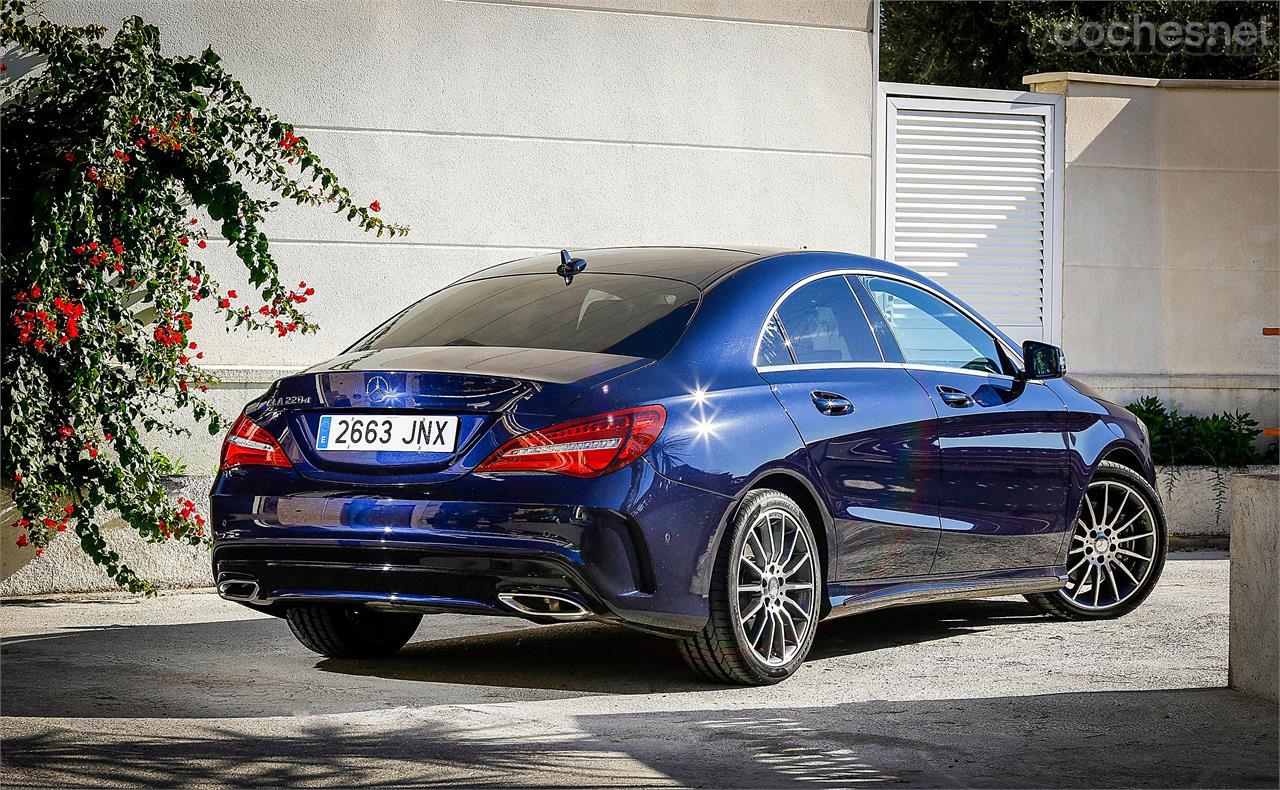 Mercedes renovó al CLA hace apenas 1 año, pero lo cierto es que si no conocemos muy bien a este modelo es prácticamente imposible saber qué cambios incorpora.