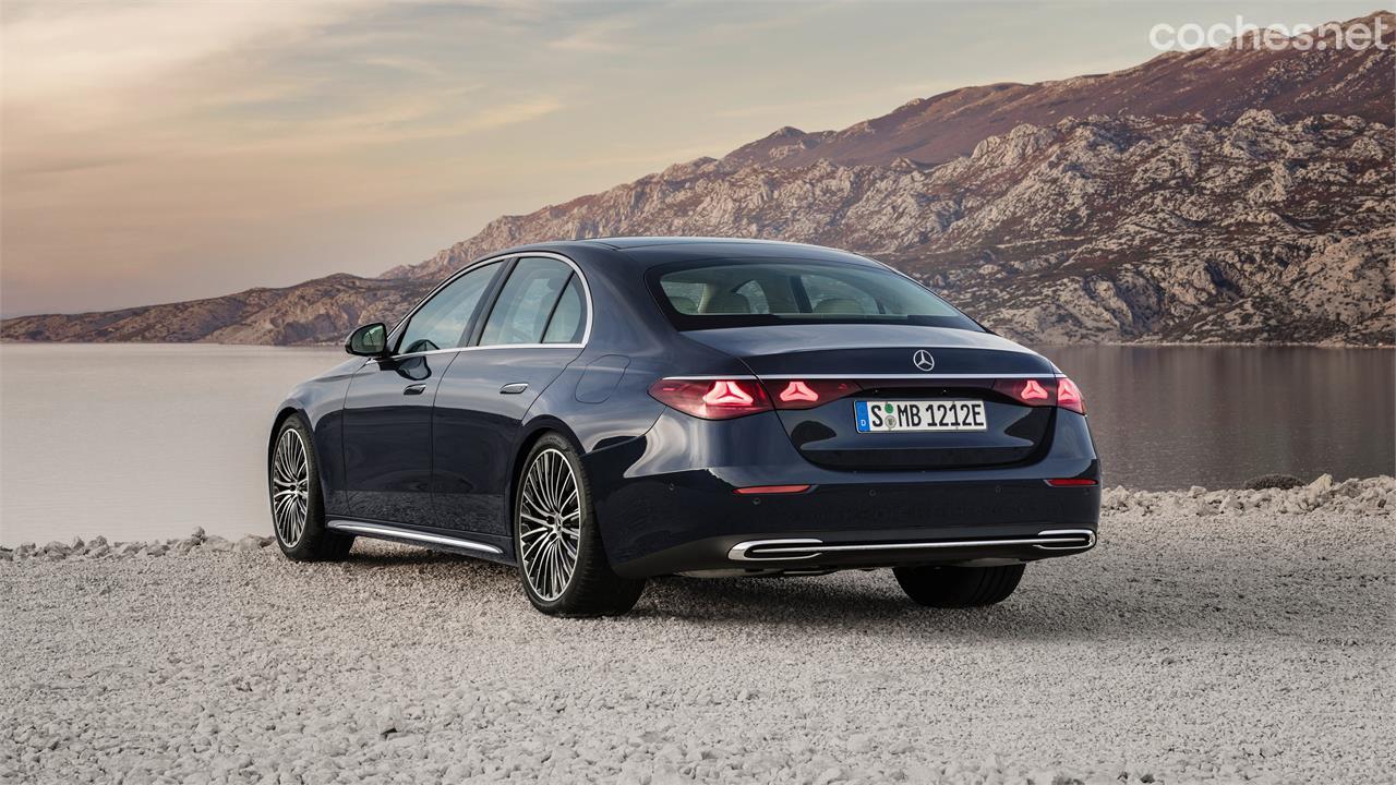 El nuevo Mercedes-Benz Clase E guarda enorme parecido con su hermano mayor, el Clase S.