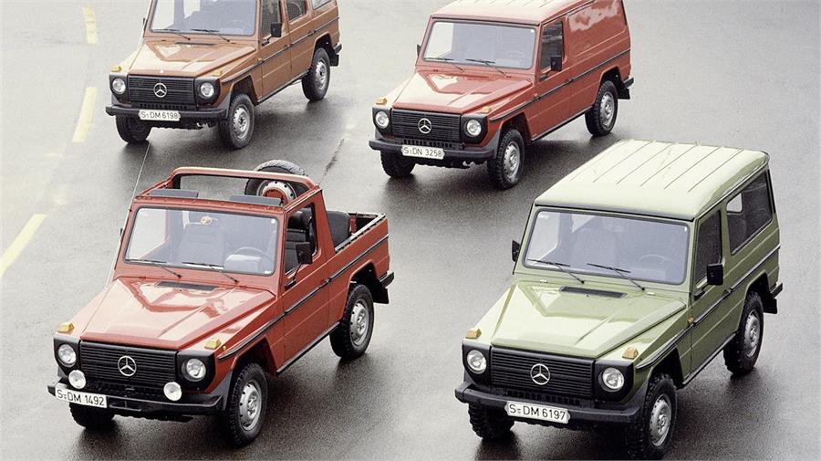 El Mercedes-Benz Clase G fue presentado en el sur de Francia el la primavera de 1979 con las versiones: 230 G, 240 GD, 280 GE y 300 GD.