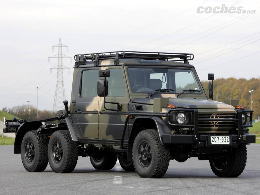 Ejércitos de todo el mundo cuentan en sus filas con distintas versiones del W461, la variante militar del Clase G, aquí un chasis con cabina doble 6X6.