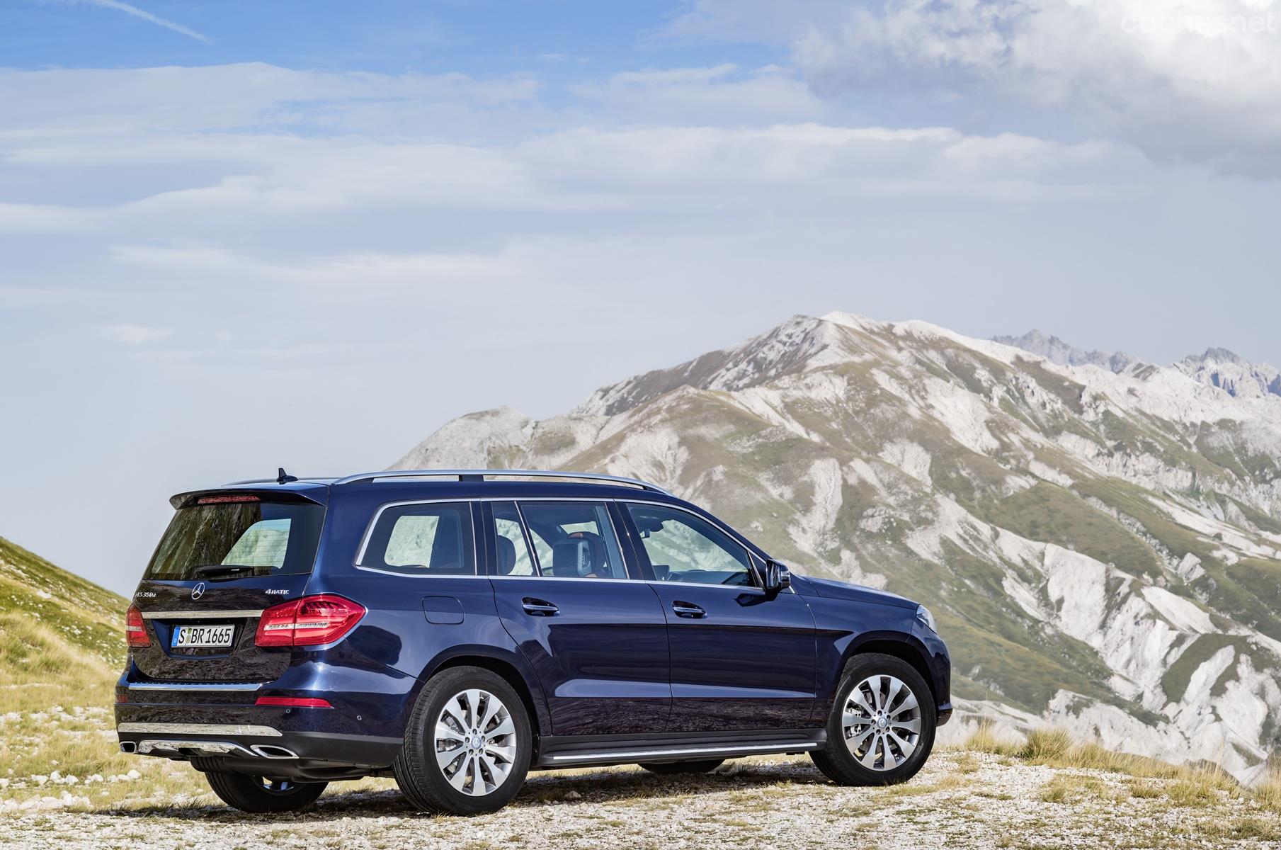 Mide más de 5 metros de largo y, según Mercedes, es el Clase S de los SUV de lujo.