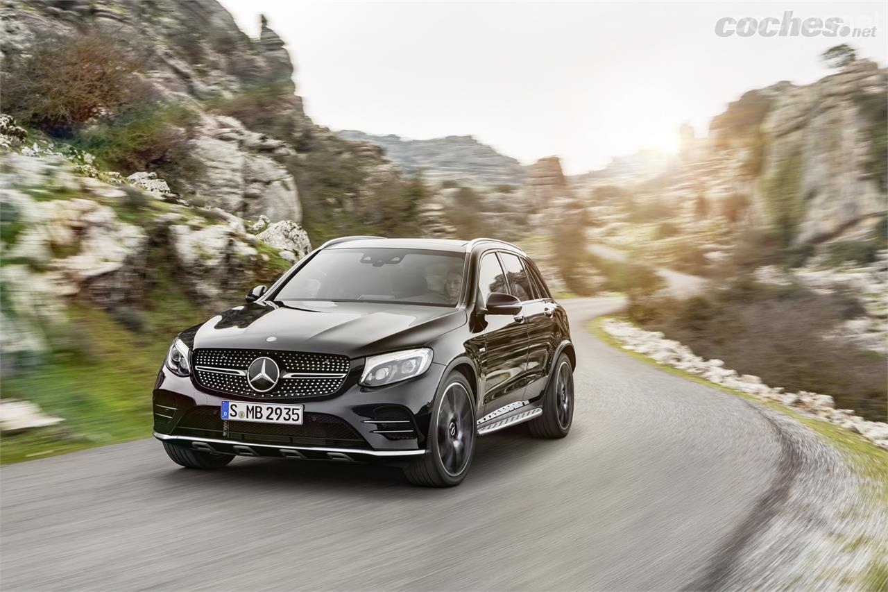 El nuevo Mercedes-AMG GLC 43 4MATIC se pondrá a la venta a principios de abril, pero no llegará a los concesionarios hasta junio.