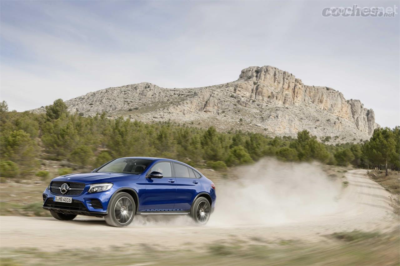 El GLC Coupé tiene una filosofía dual: todocamino y cupé, todo al mismo tiempo. 