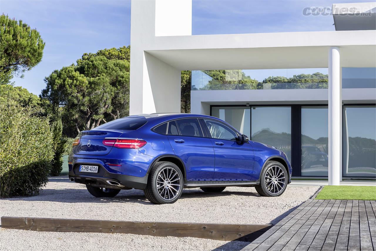 El Mercedes-Benz GLC Coupé es la variante más deportiva de la Clase GLC. Se lanzará en otoño. 