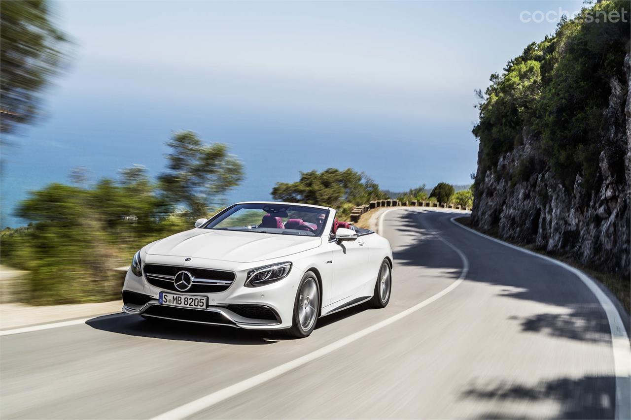 La versión más potente de este nuevo modelo es el S 63 y está animado por un V8 Biturbo de 5,5 litros que rinde 585 CV a 5.500 rpm y 900 Nm entre 2.250 y 3.750 rpm.