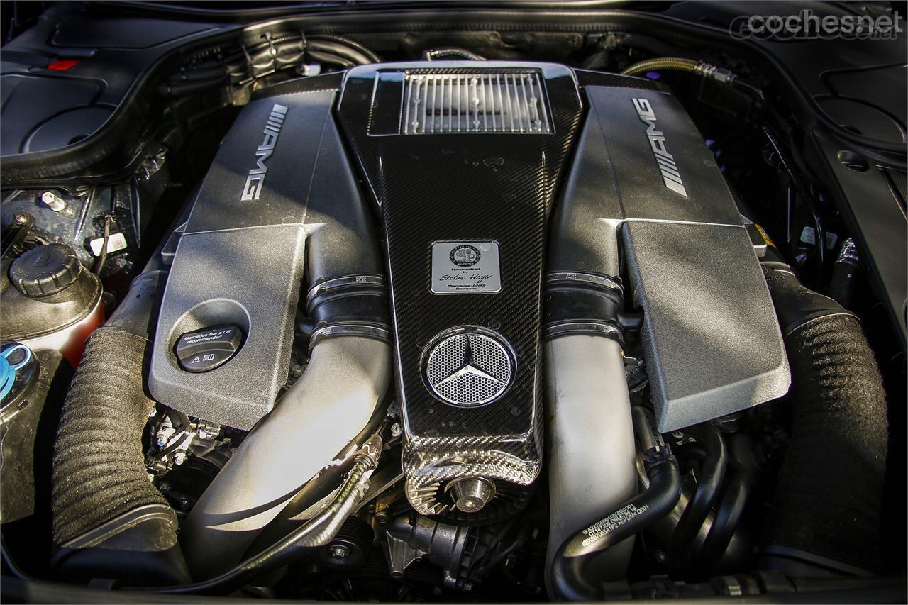 El motor V8 preparado por AMG no sólo es potente, sino que tiene un impresionante par máximo de 900 Nm entre 2.250 y 3.750 r.p.m.