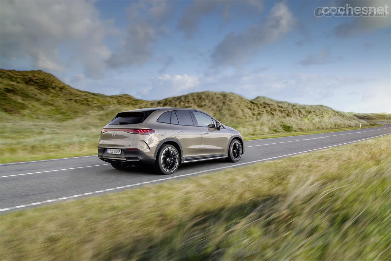 Más pequeño que el EQS, el Mercedes EQE SUV debería ser, como consecuencia de ello, un coche más ágil en carretera