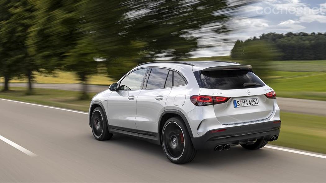 MERCEDES-BENZ GLA - El Mercedes-Benz GLA está disponible desde 40.896 euros hasta los 92.435 que cuesta la versión AMG más potente.