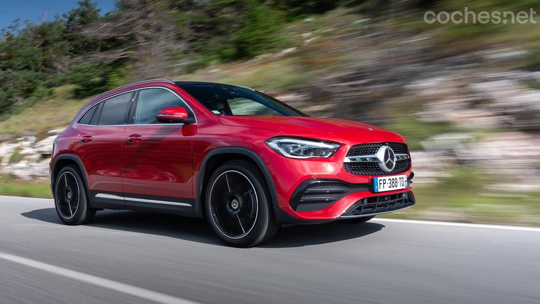 MERCEDES-BENZ GLA - El Mercedes-Benz GLA ofrece una gama muy amplia con tres motores de gasolina normales, dos deportivos, uno híbrido enchufable y dos diésel.