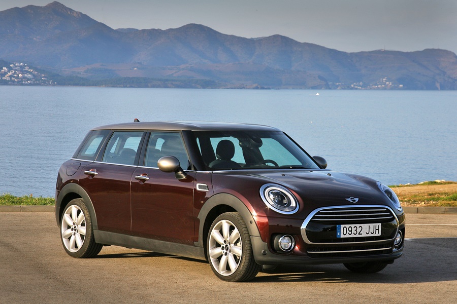 El Mini Clubman cambia por completo para dar respuesta a la oferta de compactos del resto de marcas premium. [Fotos: Eloy García]