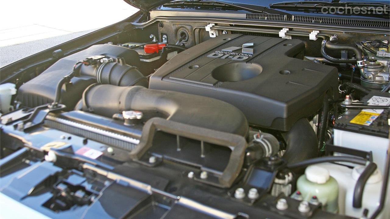 MITSUBISHI Montero - The 200 hp 3.2 DI-D engine was introduced in the last generation.