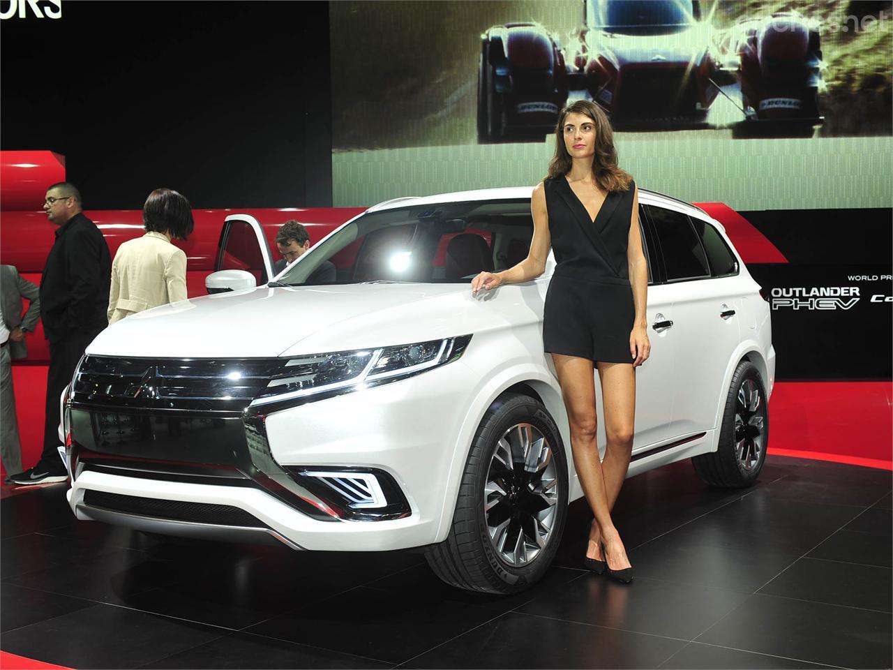 Mitsubishi Outlander PHEV Concept-S