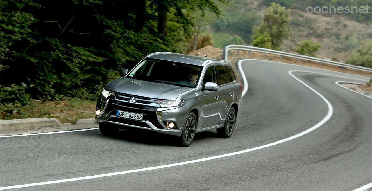 Mitsubishi Outlander PHEV 2016