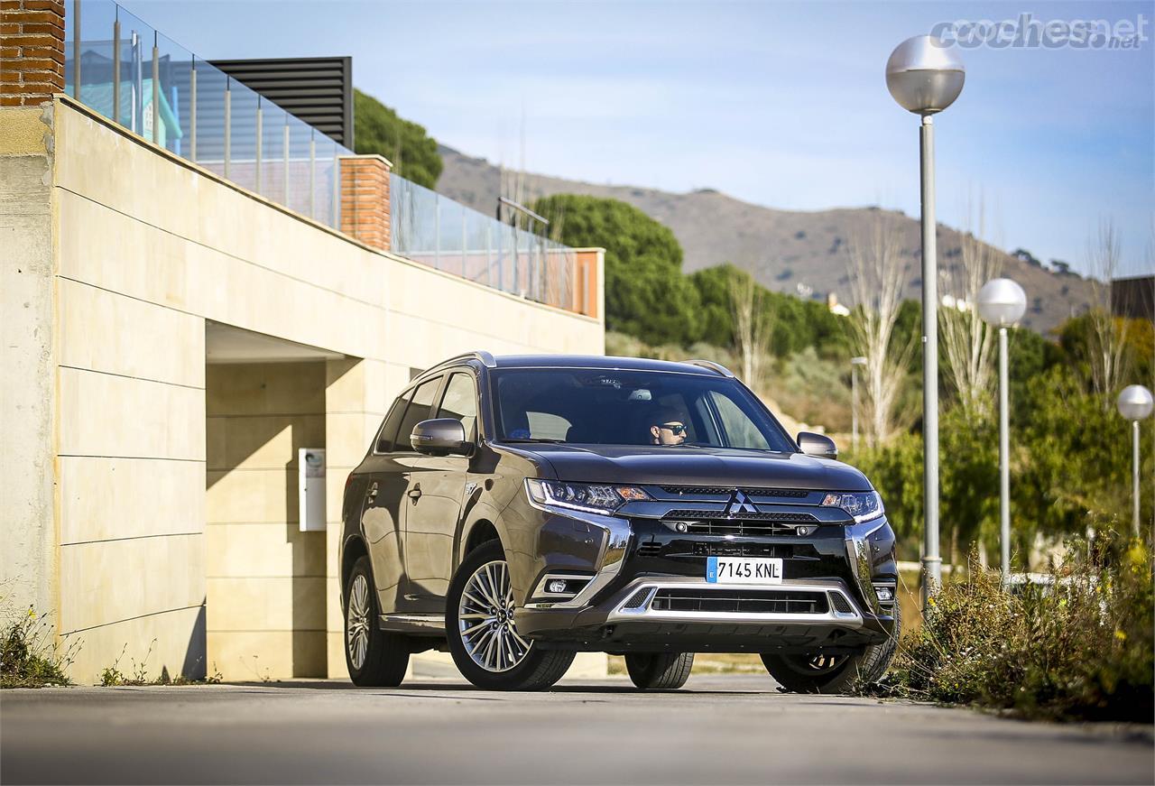 Opiniones de Mitsubishi Outlander PHEV Kaiteki: Lógica aplastante