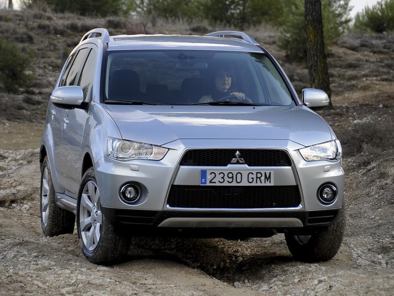 Nuevo Mitsubishi Outlander 2.2 DI-D TC-SST MOTION