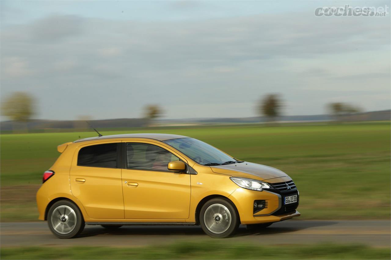 El nuevo morro cambia por completo el aspecto del coche y debería contribuir a mejorar sus alicaídas ventas en todo el continente.