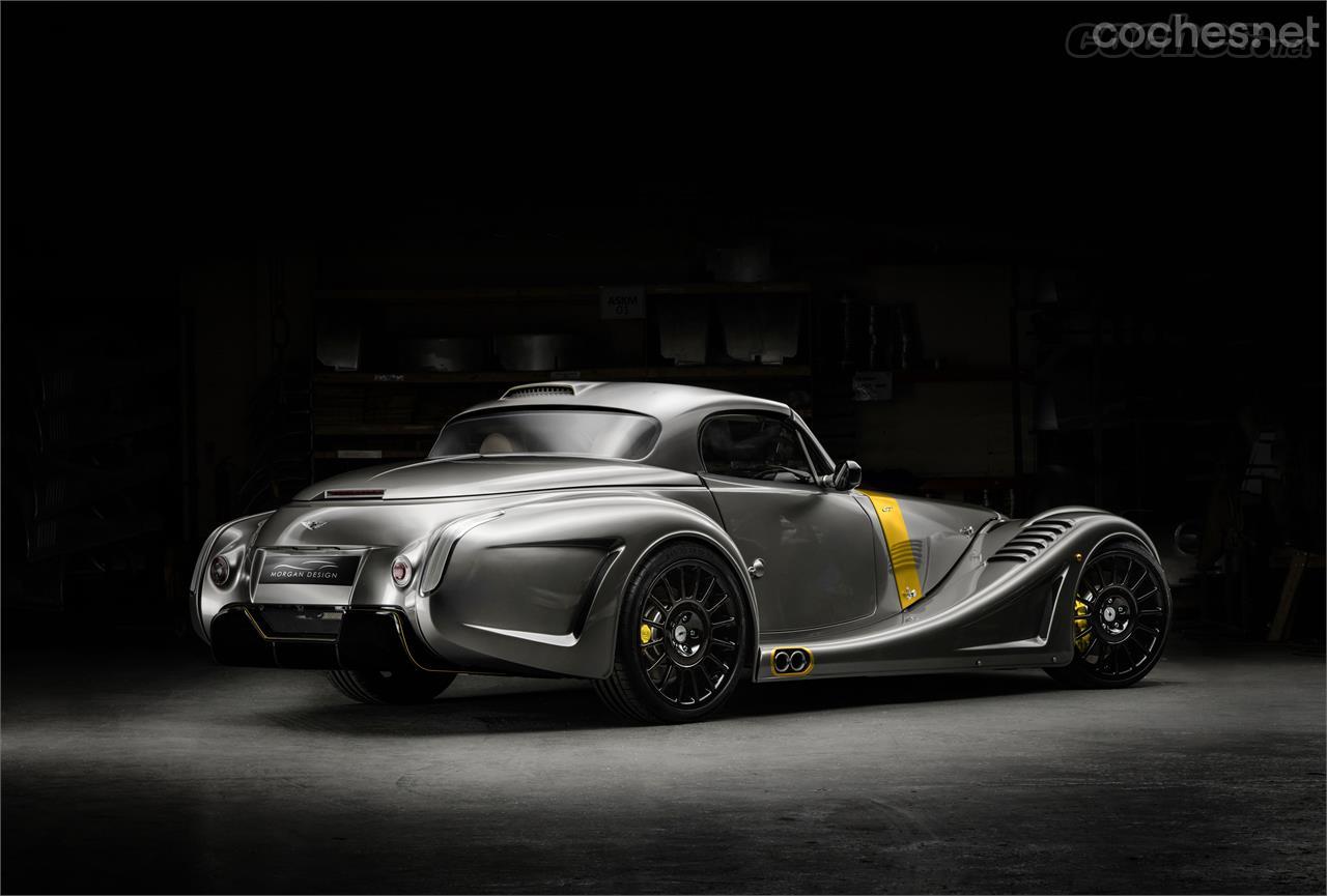 Este Morgan luce una estética más deportiva que el Aero 8 y puede pedirse con un hard-top de carbono. 